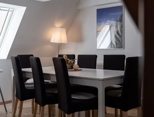 Ferienwohnung dg essbereich teaser
