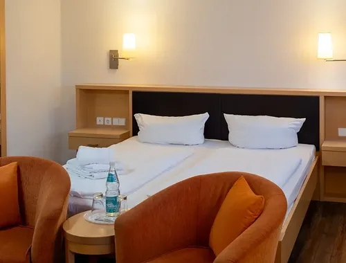 Hotel mansarde teaser